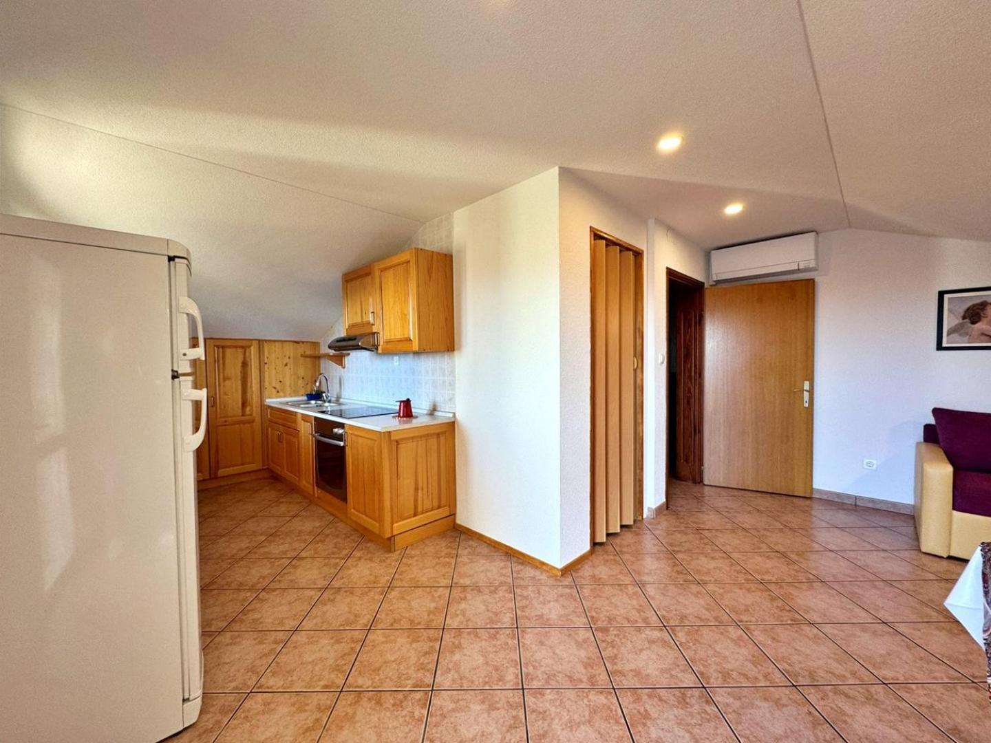 Apartments Pavle Malinska Extérieur photo