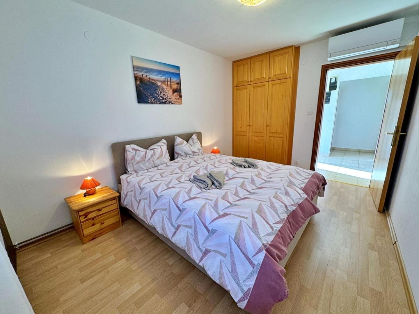 Apartments Pavle Malinska Extérieur photo