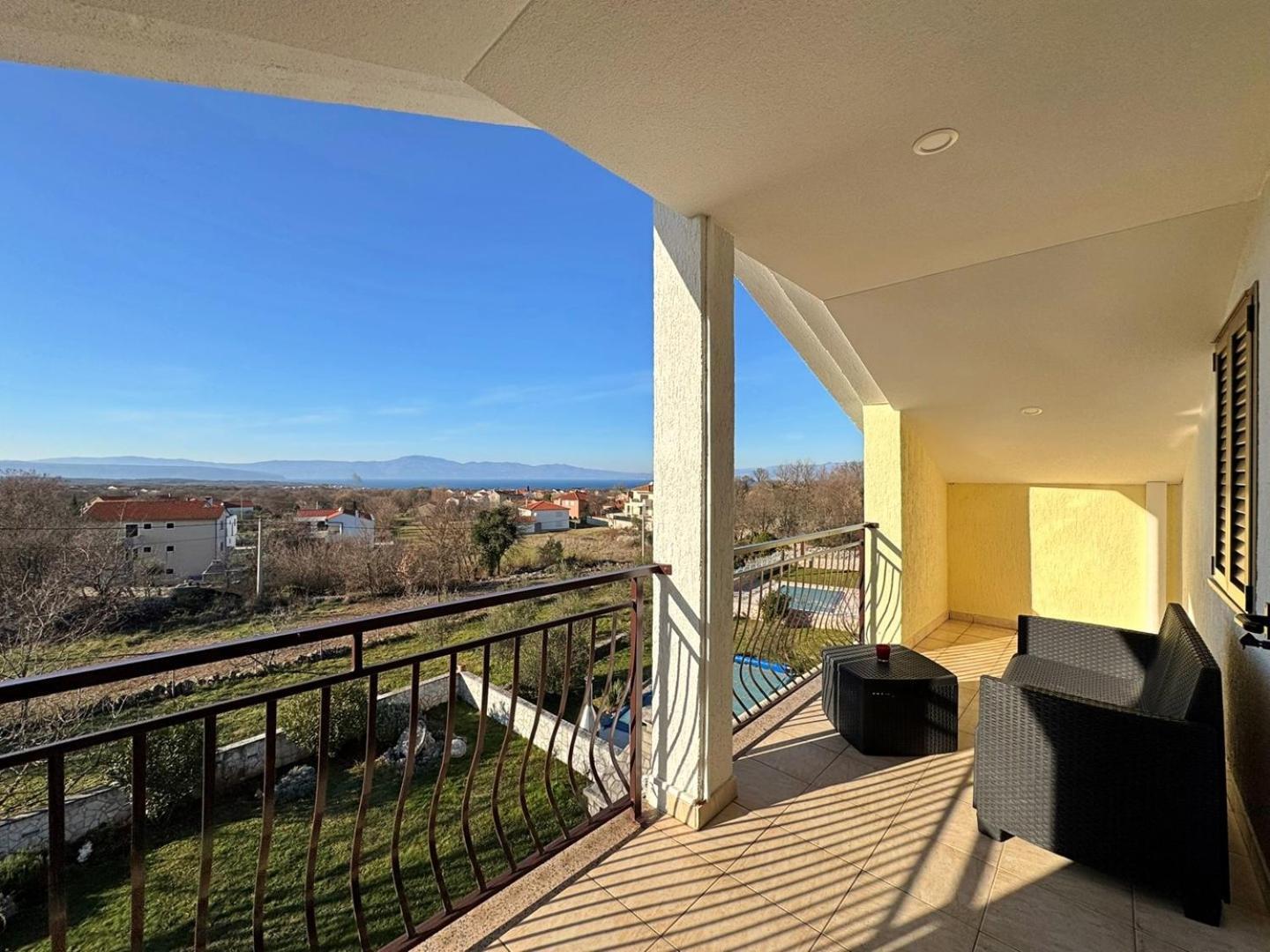 Apartments Pavle Malinska Extérieur photo